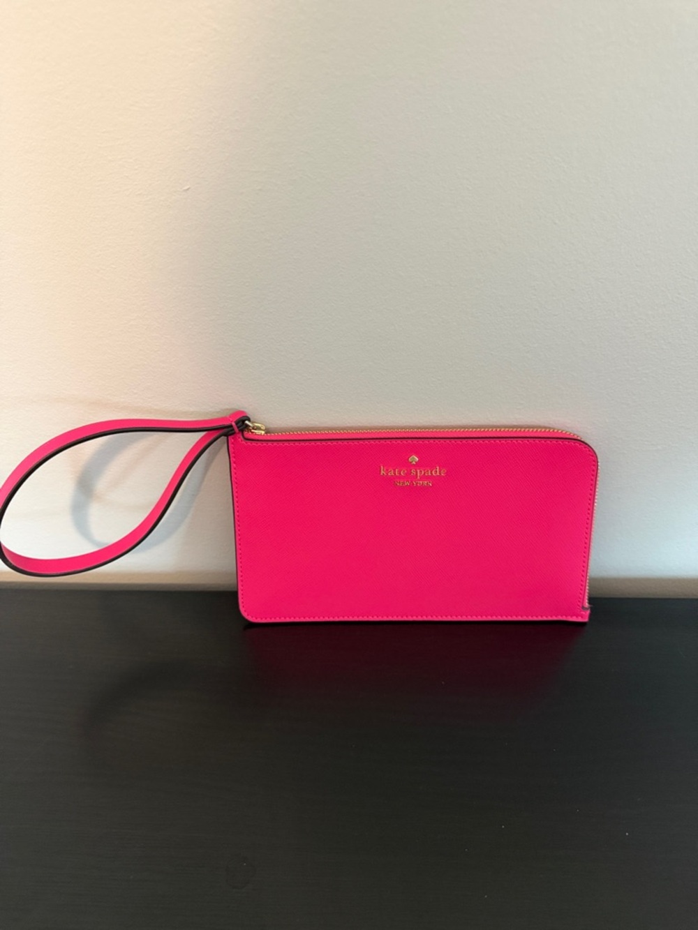 NWOT! kate spade Hot Pink Zip Wristlet with Removable Strap